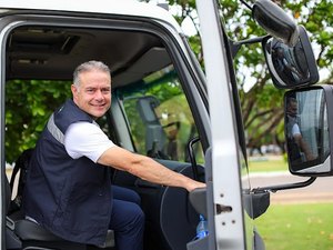 Viajando em um caminhão há três dias, Renan Filho chega a Belém neste sábado para a COP 30