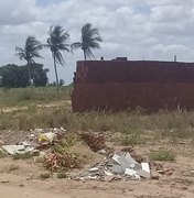 [Vídeo] Prefeitura não amplia cemitério da Bananeira mesmo com materiais disponíveis