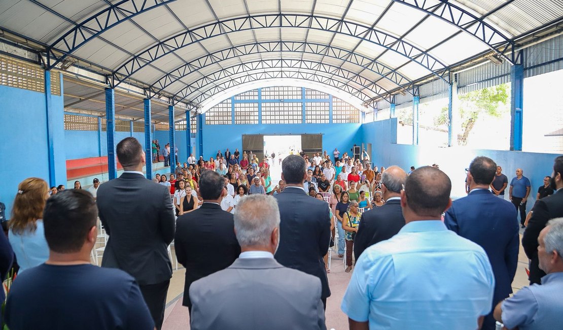 Programa Moradia Legal beneficia 225 famílias em Penedo