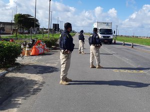 Obra de duplicação tem 'pare e siga' na BR-101, em São Miguel dos Campos