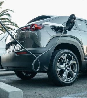 MP pede esclarecimentos sobre recarga em postes e Equatorial diz ter adotado providências