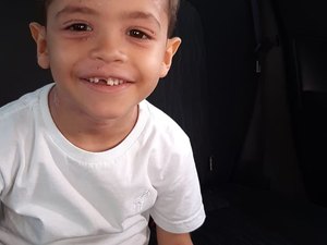 Solidariedade faz amigos se juntarem para ajudar criança em São Miguel dos Campos