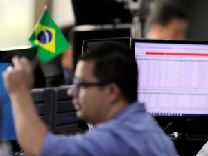 Caixa, BB e Petrobras não estão dentro de mandato para privatização, diz Mattar