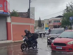 Chuvas provocam adiamento de evento em homenagem ao Dia das Mães em Arapiraca