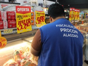 Procon realiza pesquisa de Natal em estabelecimentos de Maceió, Arapiraca e Delmiro