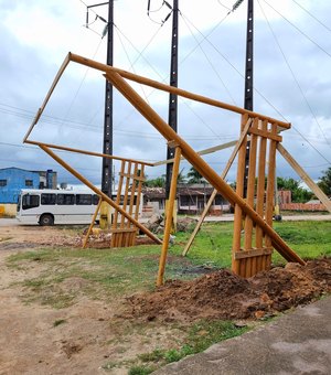 Matriz de Camaragibe ganha pontos de ônibus de madeira sustentável