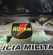 Homem é preso por tráfico de drogas e porte ilegal de arma de fogo no Jacintinho