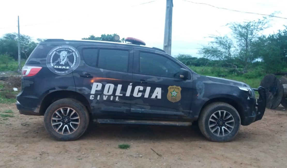 [Vídeo] Polícia cumpre 22 mandados de busca e apreensão em Delmiro Gouveia
