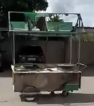 Após perder carrinho em incêndio, vendedor de milho faz vaquinha para recomeçar