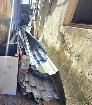 Guarda Municipal recupera tapumes furtados da Praça Sinimbu, em Maceió