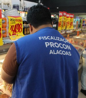 Procon realiza pesquisa de Natal em estabelecimentos de Maceió, Arapiraca e Delmiro