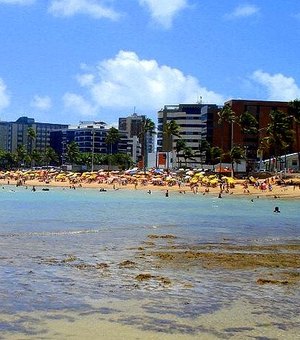 Praias de Maceió e dos principais destinos turísticos estão próprias para banho