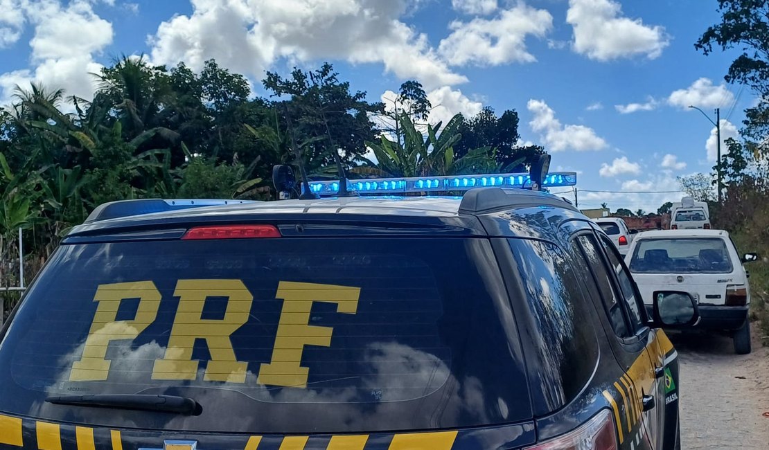 Homem é preso em Satuba ao ser flagrado pela PRF com motocicleta com queixa de roubo