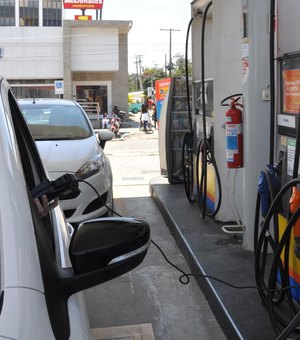 Governador sanciona lei que garante adesão de AL ao Regime Emergencial do diesel