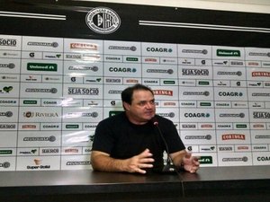 Vica analisa o elenco alvinegro após a vitória contra o Cuiabá