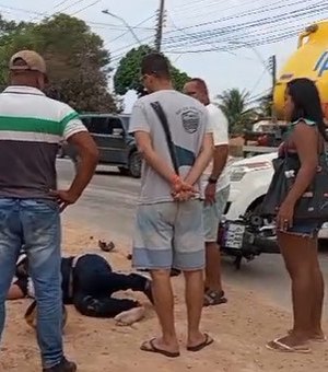 Acidente de trânsito deixa vítima com fratura exposta, em Guaxuma