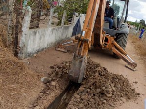 Prefeitura de Limoeiro de Anadia inicia obra para garantir abastecimento d’água em comunidade rural