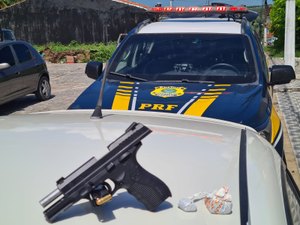 PRF prende homem por porte ilegal de armas e drogas em Satuba