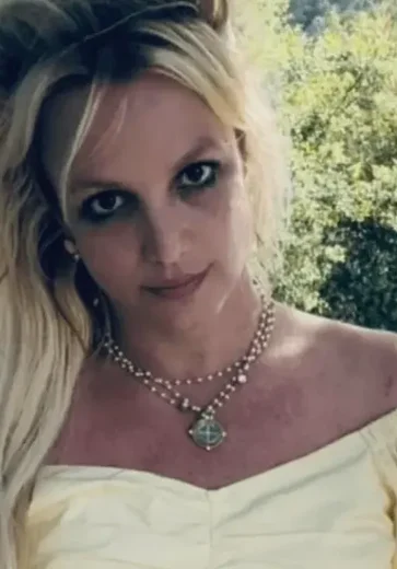 Britney Spears nega ter causado tumulto com faca durante jantar em Los Angeles