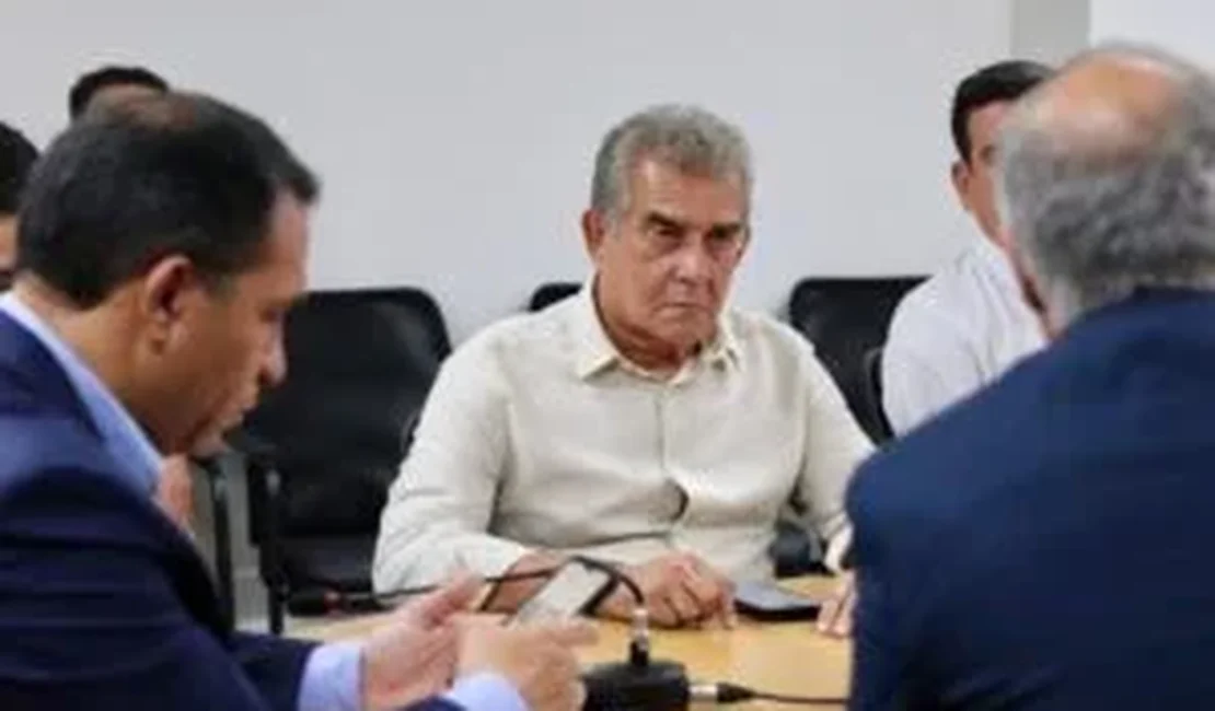 Jorge Dantas participa de reunião com coordenação da Caravana Federativa