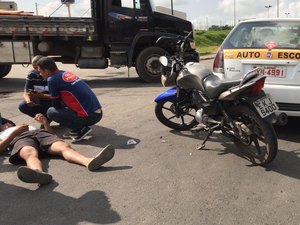 [Vídeo ] Motorista de caminhão pode ter provocado colisão traseira 