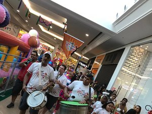 Bloquinhos de carnaval infantis animam prévia carnavalesca em Arapiraca
