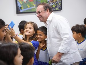 Crianças de escolas municipais realizam sonho de visitar o Centro Administrativo de Arapiraca