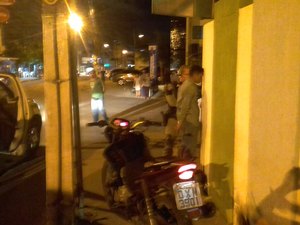 PM apreende adolescentes, impede roubo e recupera moto em Maceió