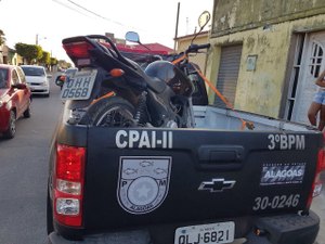 Falcão 04 encontra motocicleta com queixa de roubo