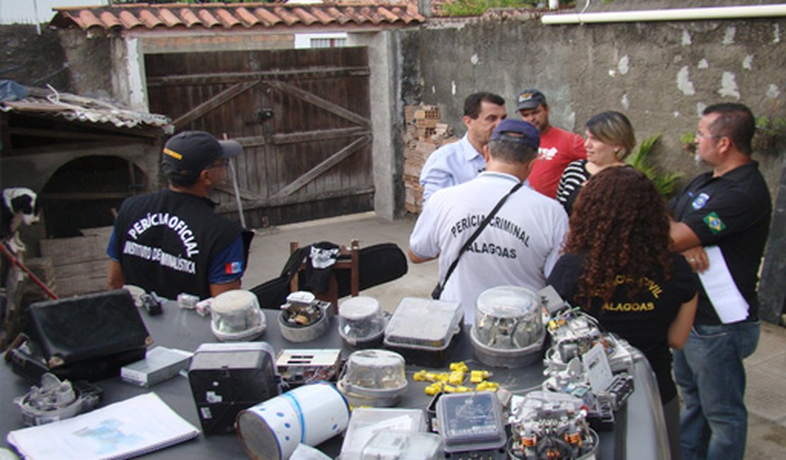 PC estoura laboratório de furto de energia em Maceió