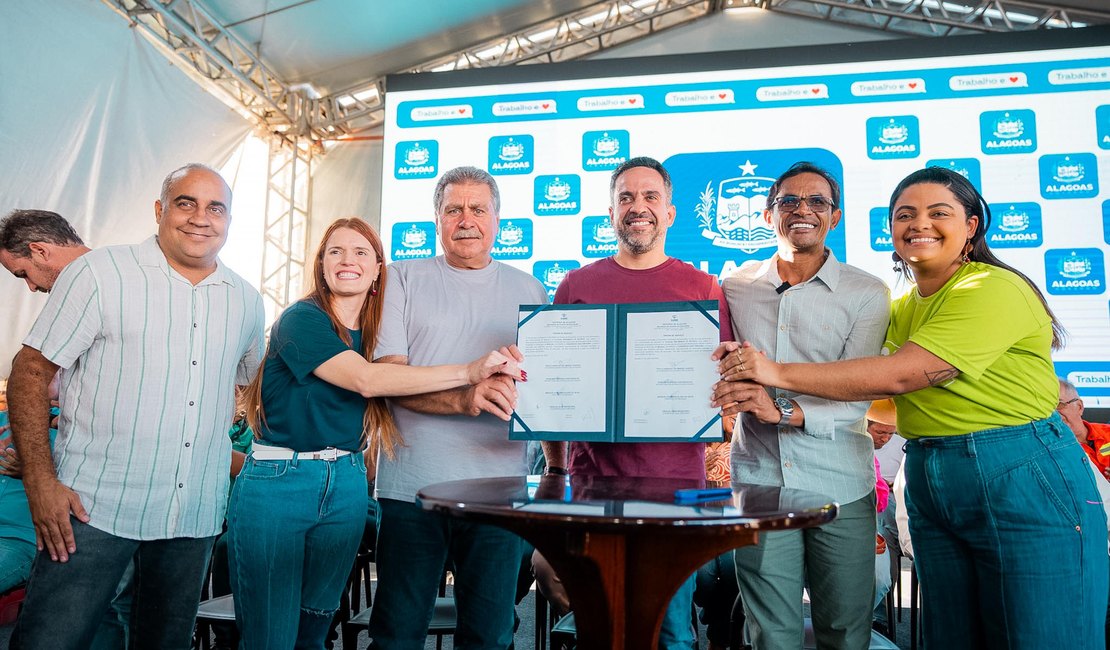 Governador autoriza construção de creche e entrega obras do Minha Cidade Linda, em Messias