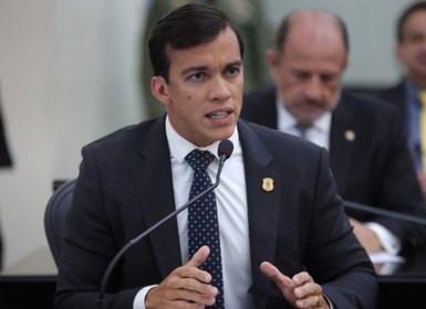 Delegado Leonam cobra respeito a policiais civis e pede cumprimento de direito reconhecido pela Justiça