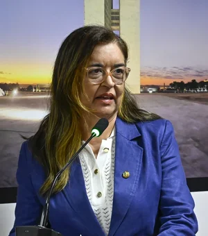 Eudócia Caldas mantém suspense sobre disputa ao Senado