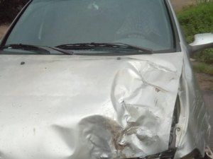 Colisão entre ônibus e carro deixa feridos em Matriz de Camaragibe