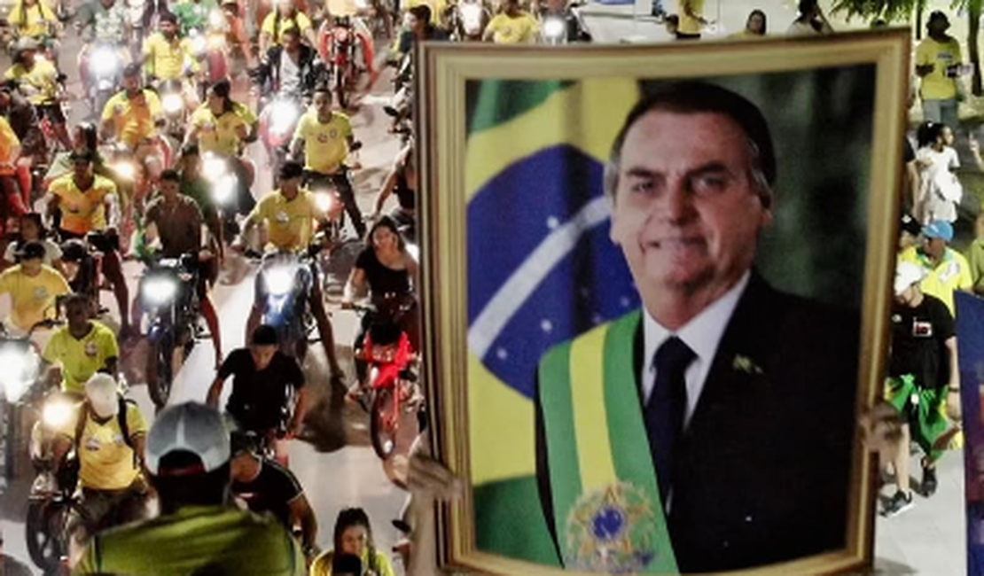 Durante carreata, Leonardo Dias reforça mobilização por vitória de Flávio no primeiro turno