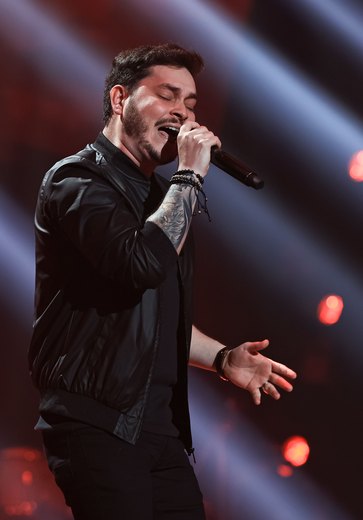 Cantor de Atalaia conquista vaga no The Voice e integra time de Lauana Prado