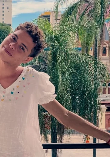 Quem é o jornalista que afirma ter vivido affair com Dudu Camargo
