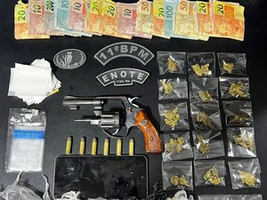 Homem é preso com drogas e arma de fogo após denúncia de violência doméstica em Piaçabuçu