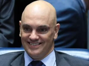 Alexandre de Moraes: família do ministro compra mansão por R$ 12 milhões à vista, revela site