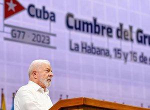 Em Cuba, Lula critica modelo de negócios de empresas de tecnologia