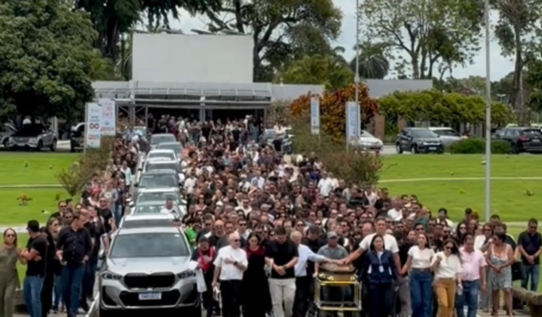 Comoção marca sepultamento de Edlúcio Donato, liderança do Podemos em Maceió