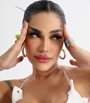 Flay se pronuncia após morte em acidente com ônibus de sua equipe