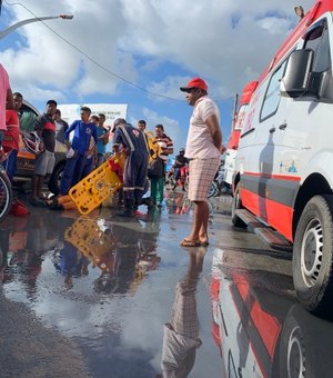 Colisão entre carro e moto deixa um ferido em Marechal Deodoro