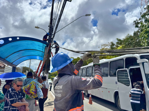 Projeto Poste Limpo inicia ação entre duas avenidas de Maceió
