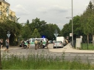 Tiroteio em shopping deixa feridos e pelo menos 1 morto em Munique, diz agência