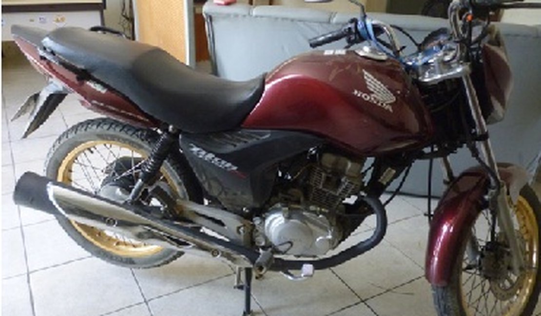 10º BPM apreende motocicleta roubada em Maribondo