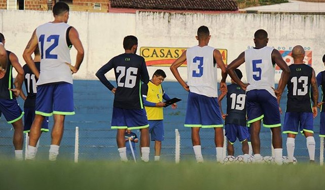 CSA: Kivel e Echeverria são poupados no treino e volante é emprestado ao Dimensão 