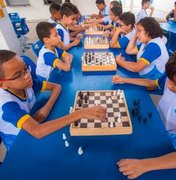 Alunos da rede municipal de Arapiraca desenvolvem habilidades com aulas de xadrez