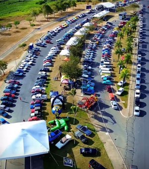 3° Encontro de Carros Antigos de Arapiraca é elogiado pelo prefeito Luciano Barbosa nas redes sociais