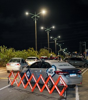 Operação Lei Seca prende 16 condutores alcoolizados no final de semana de prévias